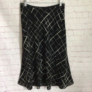 New York & Company Black and Cream Sheer Faux Wrap Skirt - Size 6